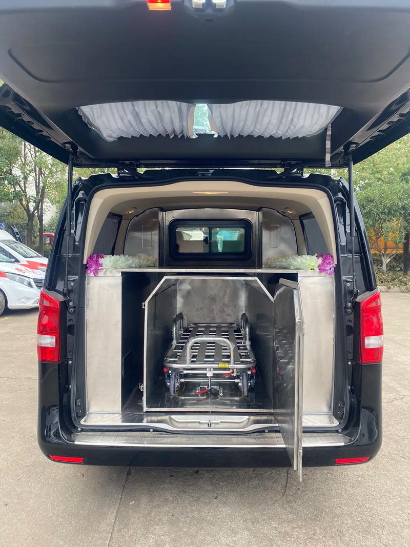 龙岩连城跨省灵车护送遗体返乡,白事服务