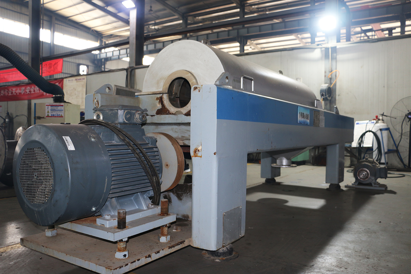 海申720卧式螺旋沉降离心机转鼓维修