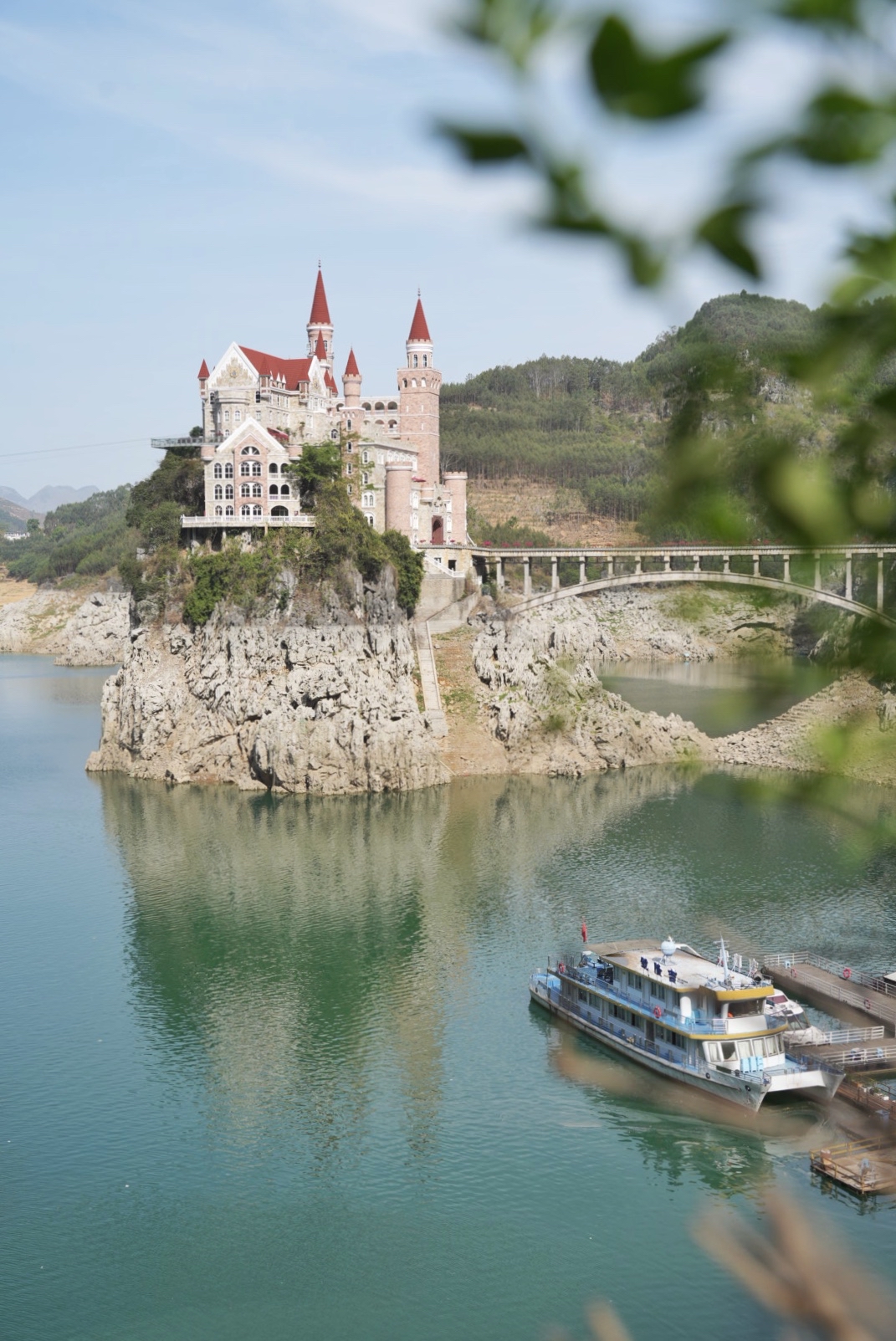 贵州隐藏版"天鹅堡"  定位:贵州·兴义·吉隆