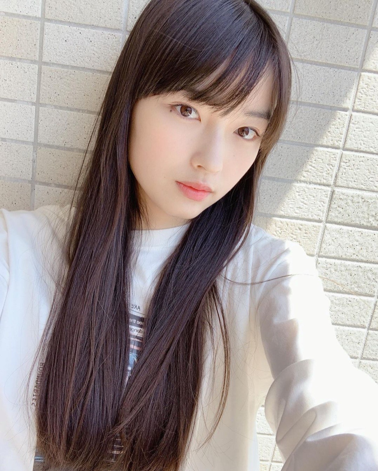 17岁日本女星茅岛水树被媒体疑为隐瞒实际年龄,长相太着急了吗?