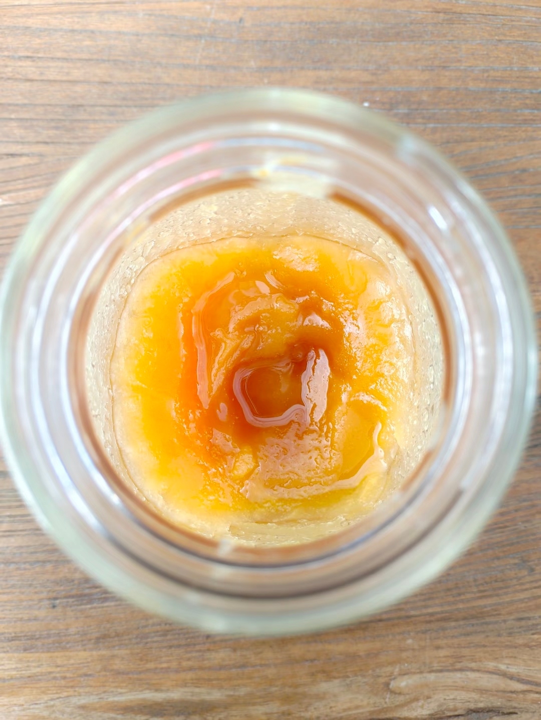 蜂蜜放在冰箱结晶了拿出来怎么融化(蜂蜜在冰箱结晶拿出来存放可以吗) 蜂蜜放在冰箱结晶了拿出来怎么融化(蜂蜜在冰箱结晶拿出来存放可以吗)