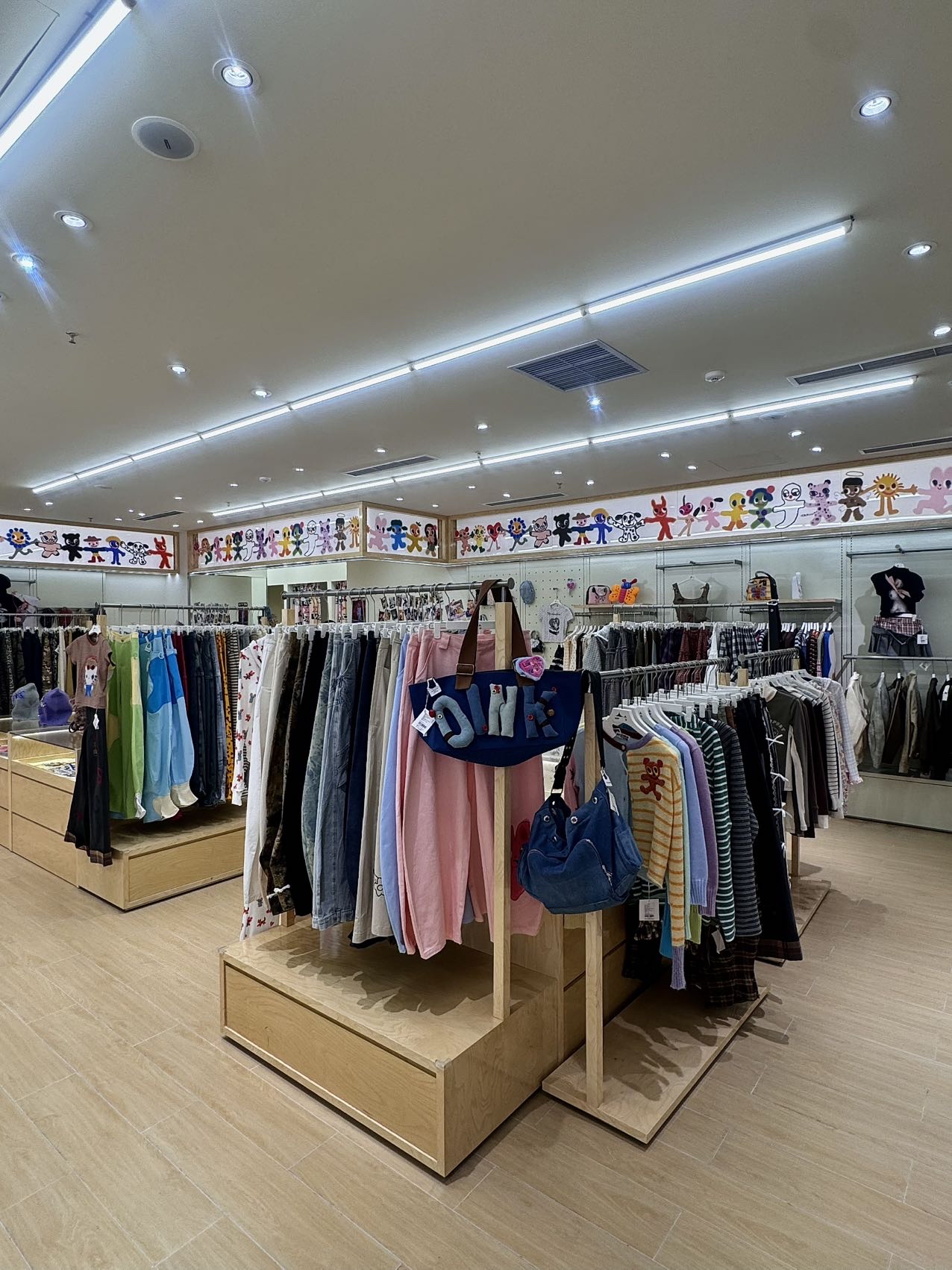 甜妹集合,甜酷涂鸦风～ 之前都是在网上买,现在