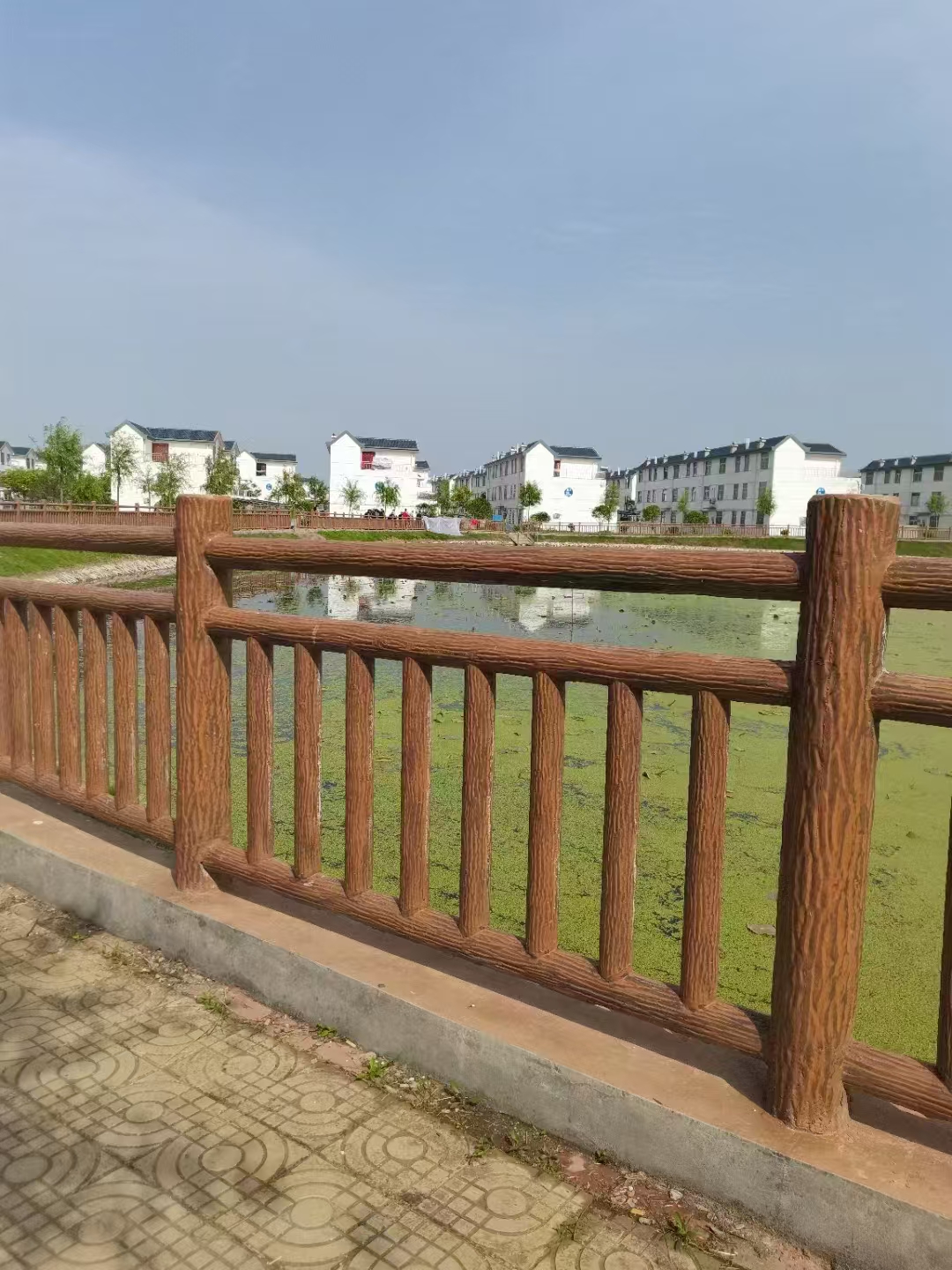 混凝土仿木护栏泰州