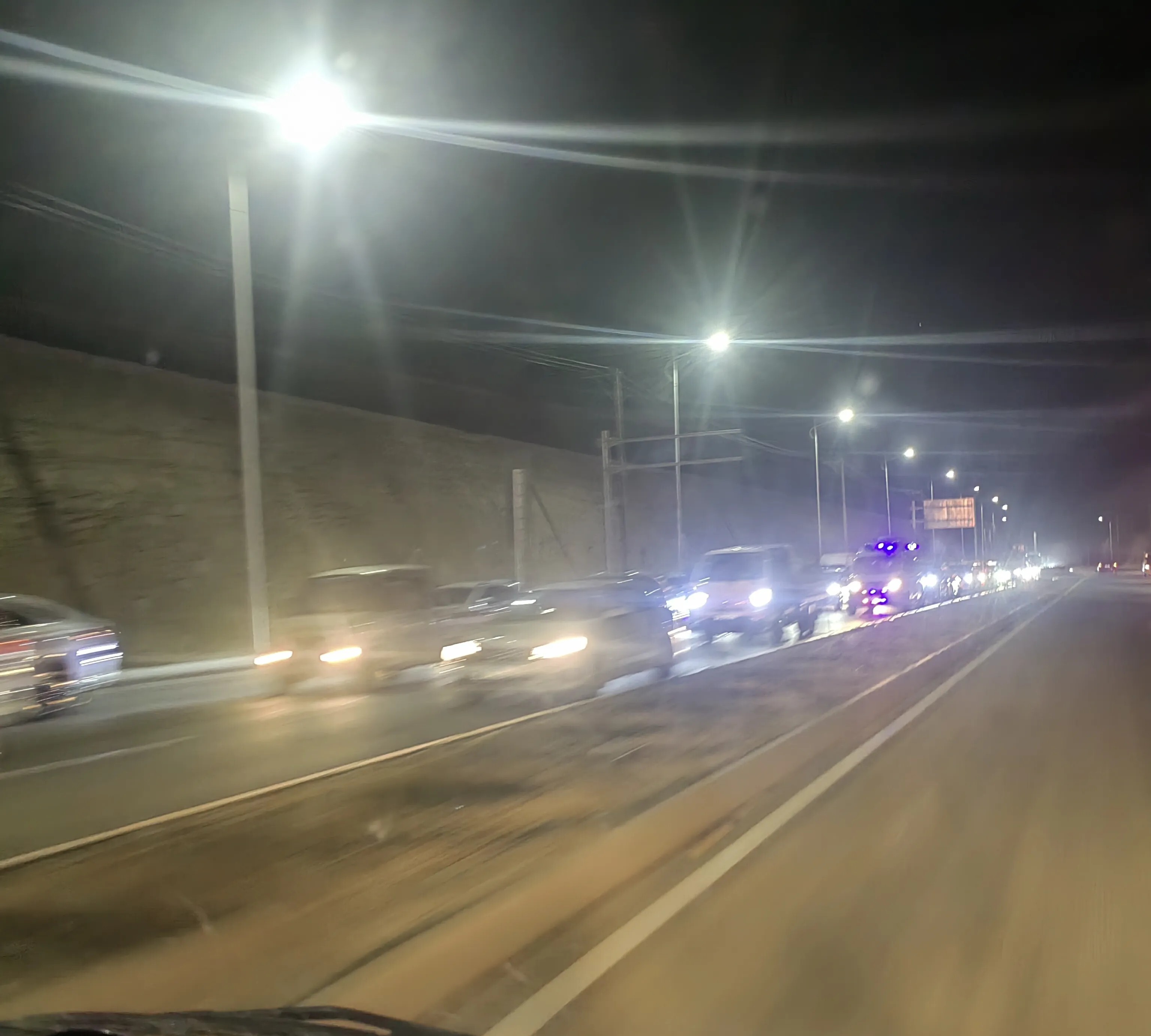 每次路过这个点,九州路段那边都堵车很厉害,兰州啥时候才不堵车呀?