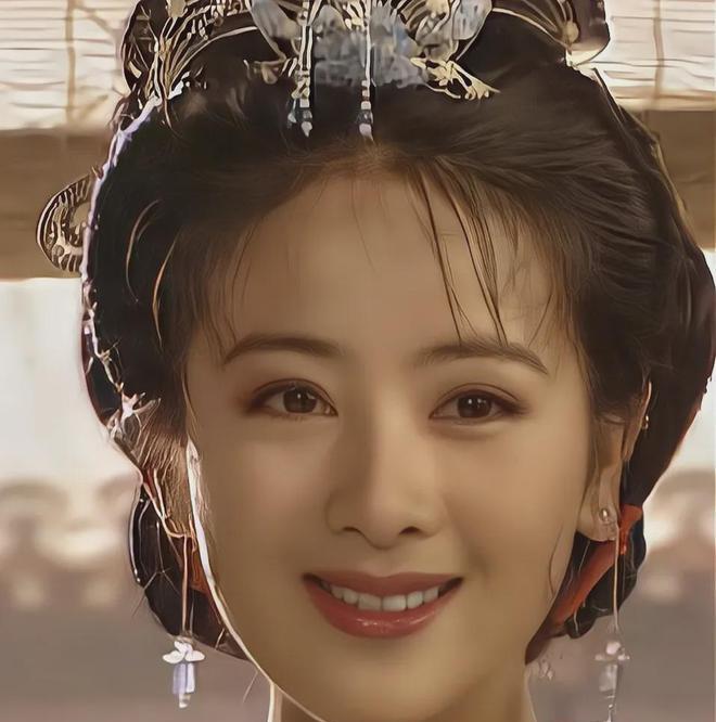 这部电视剧当初火热全省,也让不少演出者声名鹊起,其中扮演南京第一