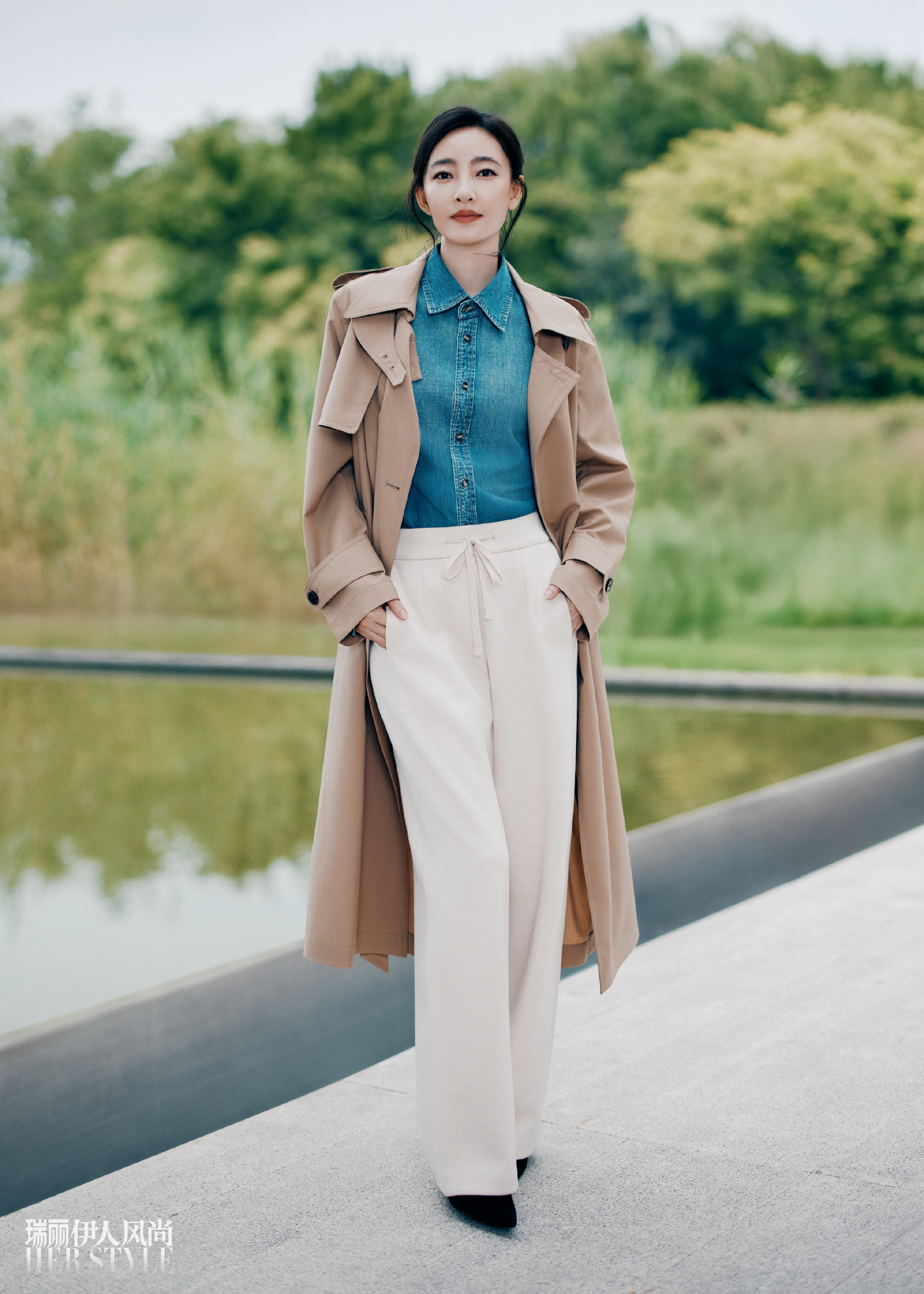 王丽坤《瑞丽伊人风尚》写真释出,多风格造型演绎都市女性的优雅与
