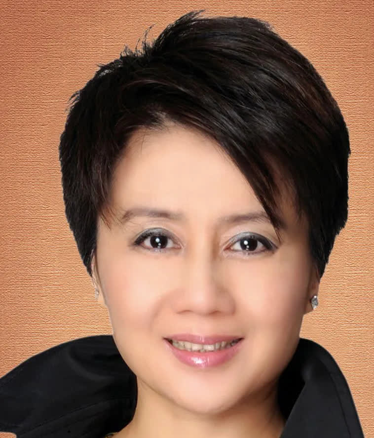 "梁安琪微微一笑,说:"压力肯定是会有的,不过这种事我早就做好了心理