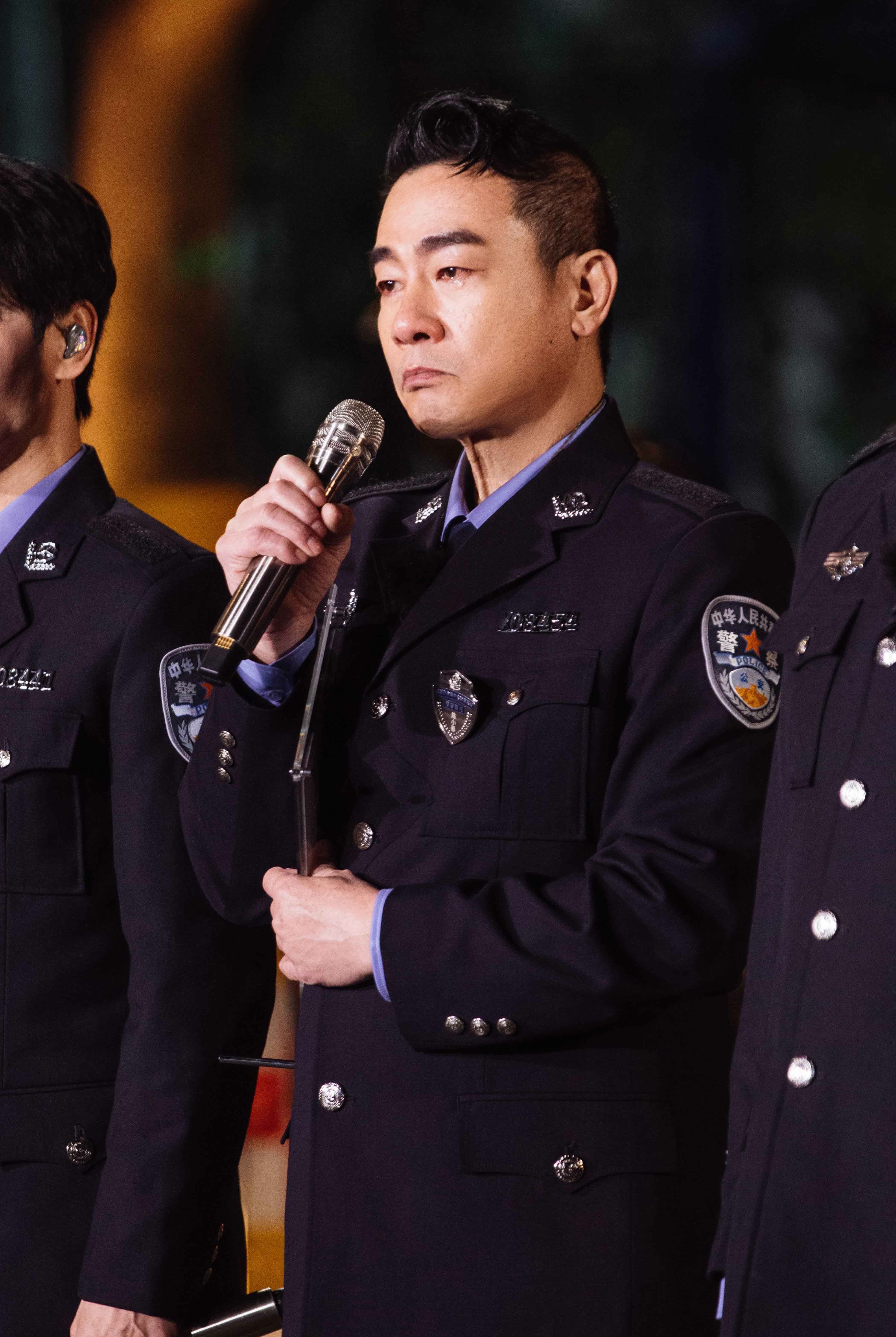 今年的春晚竟然出现了他的身影连他自己都不敢置信自己都觉得自己何