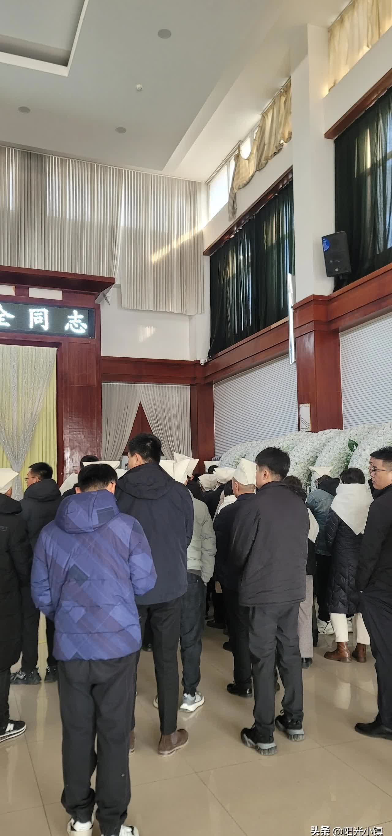 亲人间的心理感应很明显,侄女到家十几分钟她爸就辞