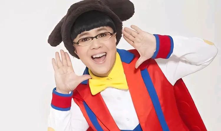 央视少儿主持人金龟子回应发型一直没换,她给出了这样一个出人意料的