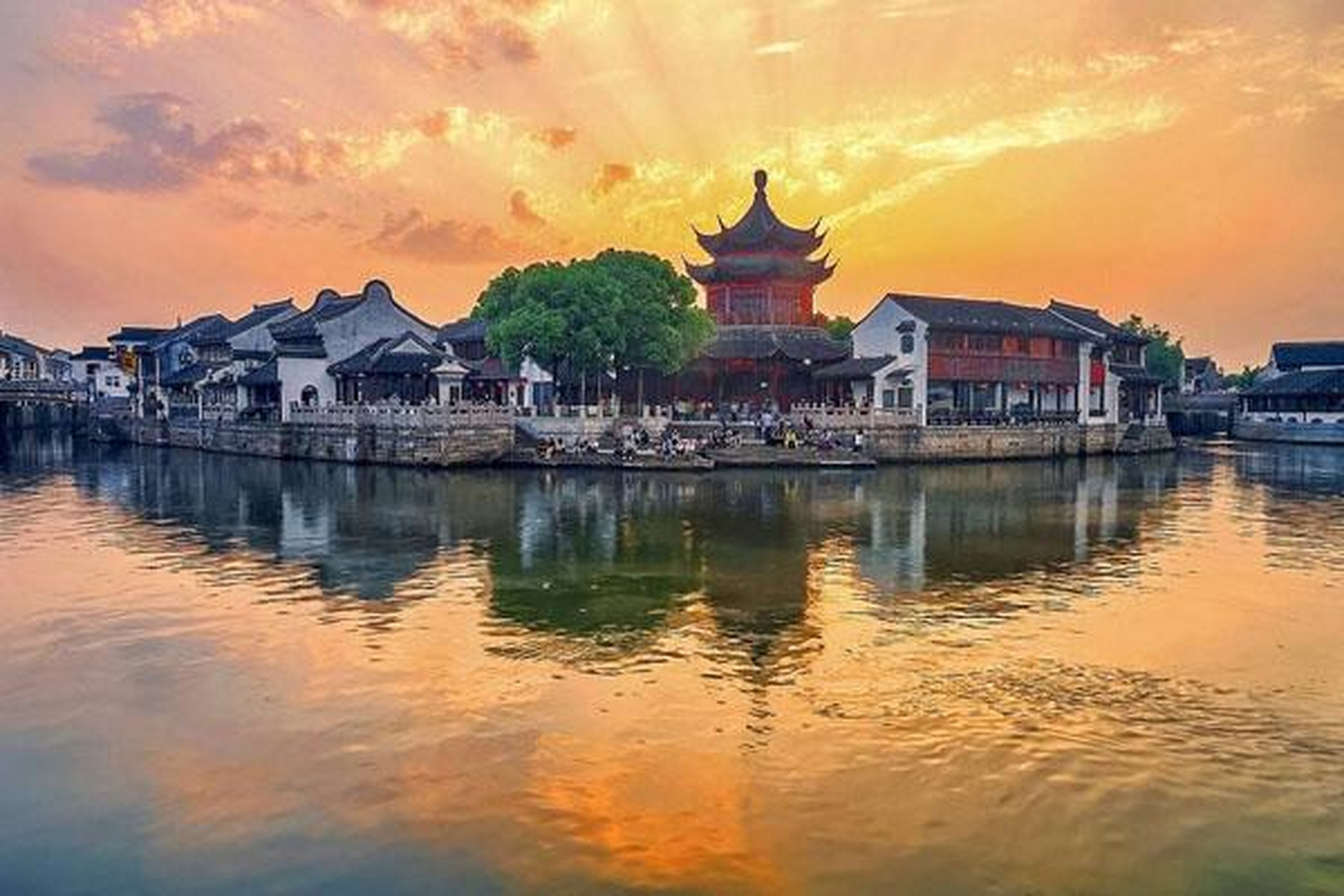 2,意味着苏州的年轻人会更累,大龄剩男剩女会与日俱增.