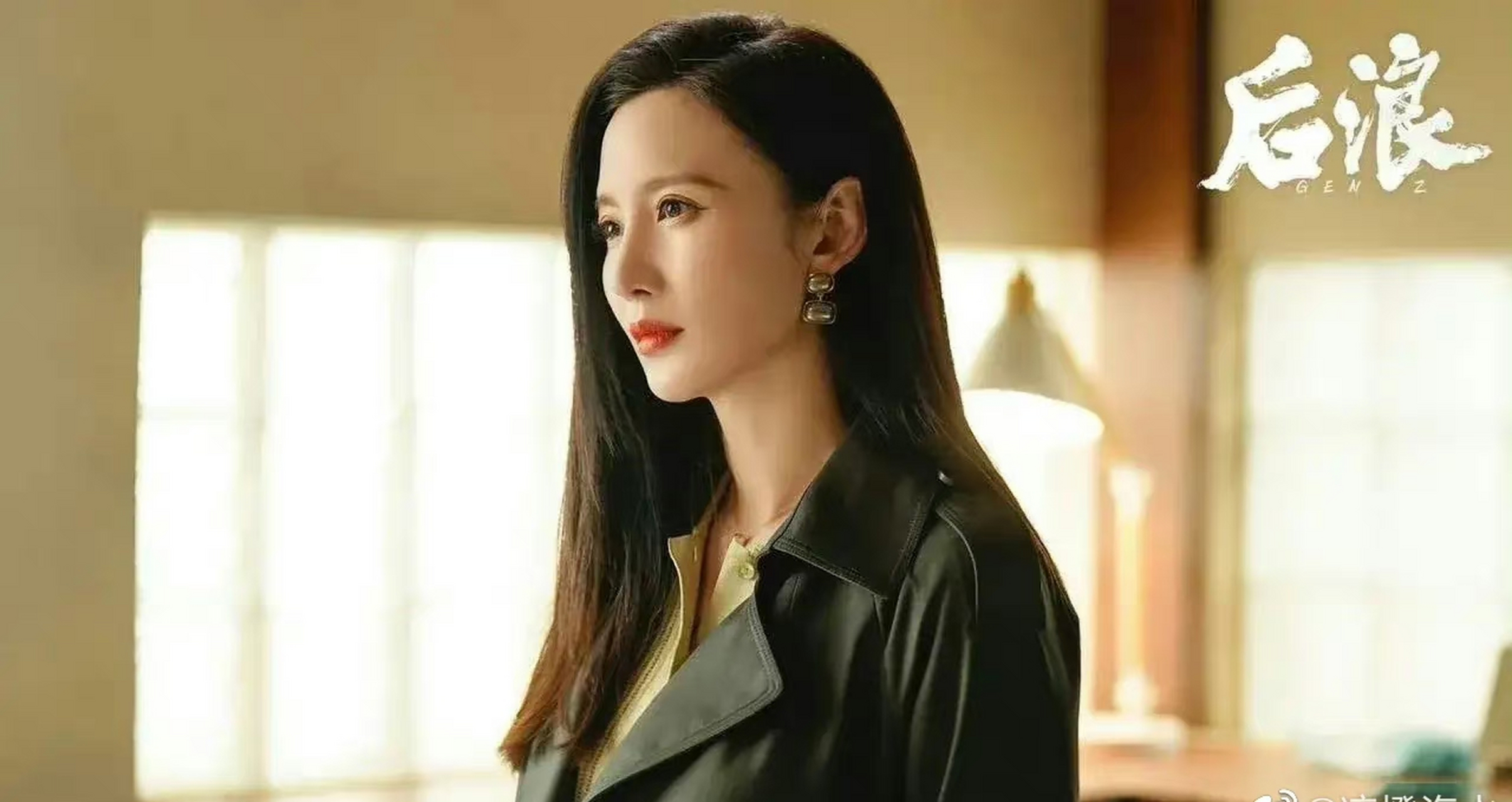 最近,由张萌,赵露思,罗一舟主演的电视剧《后浪》引发了热议,其中张萌