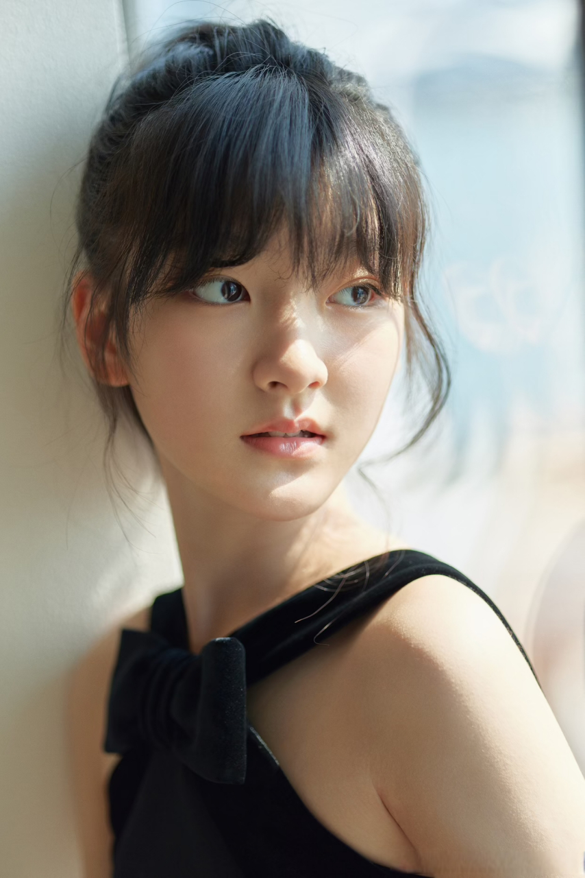 普普长大了好多,很期待她新剧#王圣迪# #双11开箱大作战# #隐秘的角落