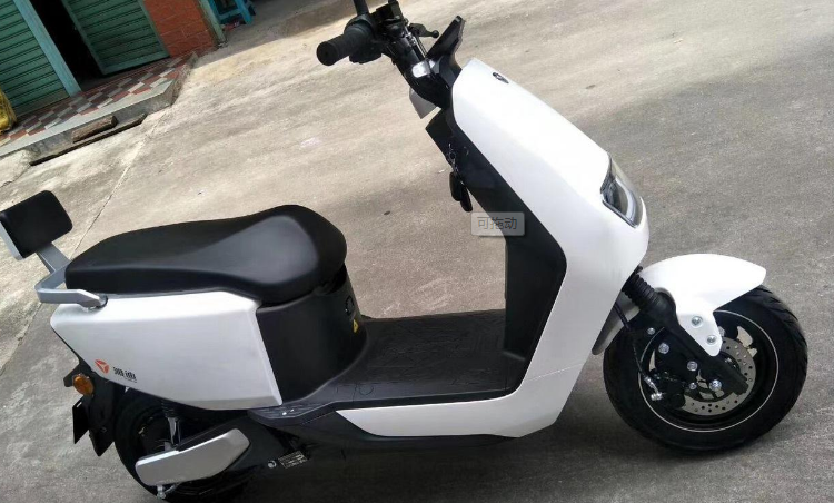 雅迪yd1200dt-d是什么车