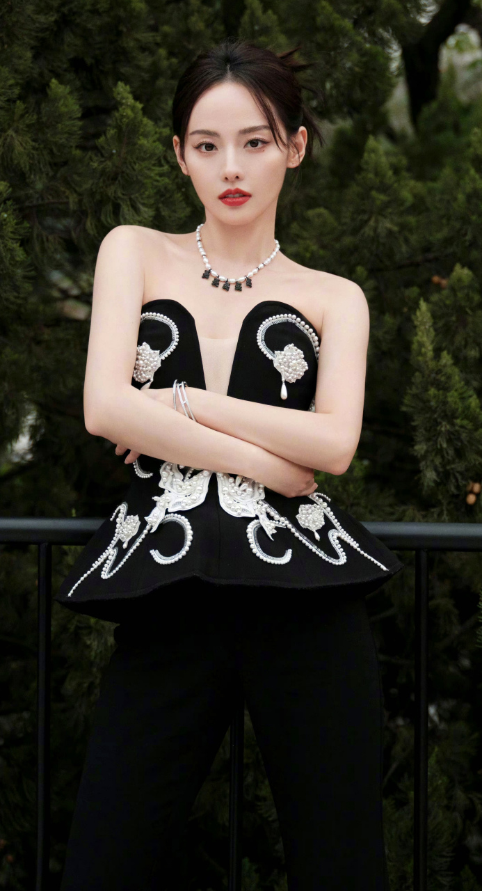 张嘉倪 #张嘉倪# #张嘉倪的锁骨