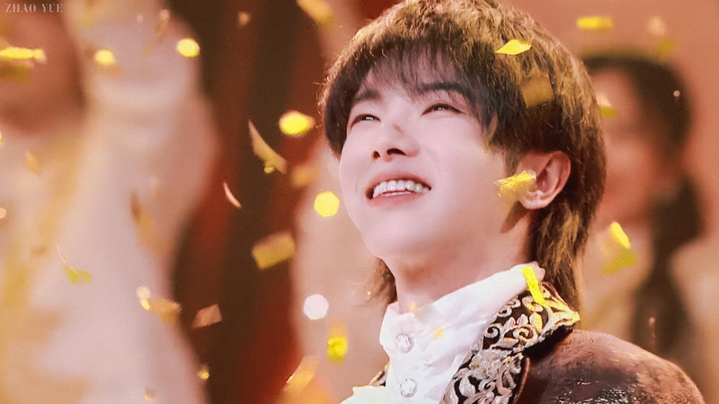 华晨宇的家庭背景大有来头