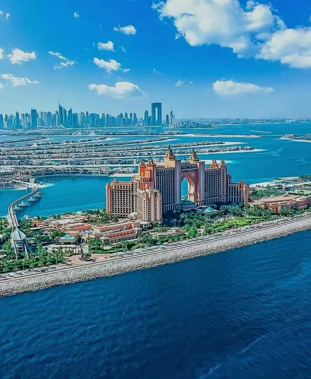 迪拜,这个充满神秘和奢华的城市,一定是你向往已久的目的地.