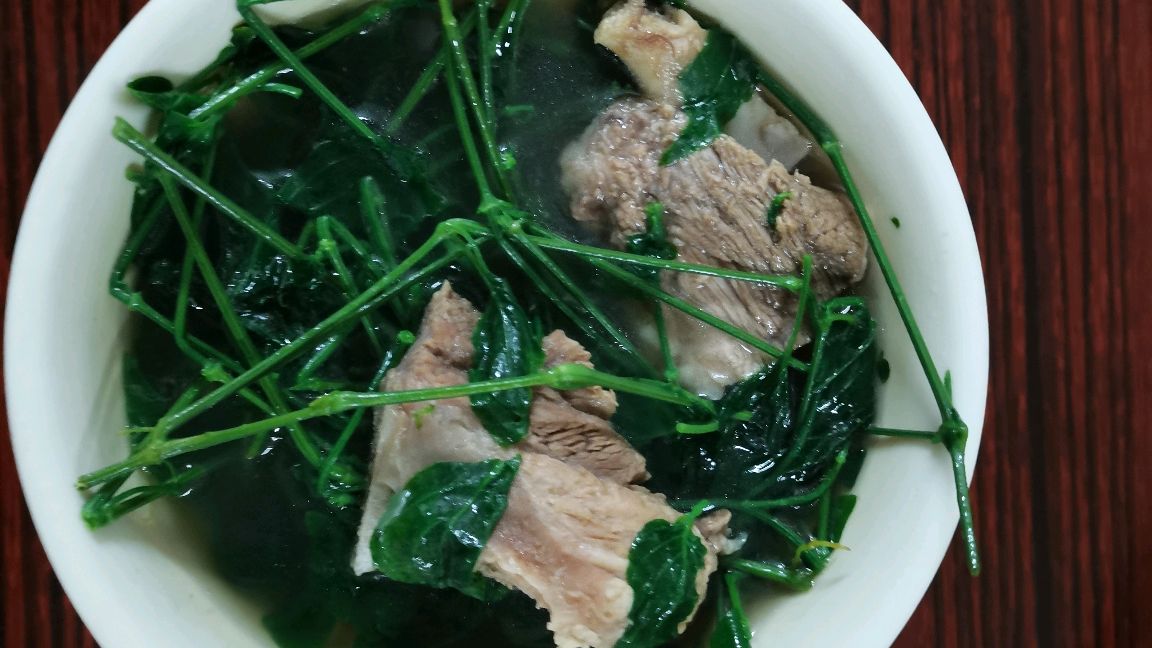 狗肝菜猪骨汤既美味又下火