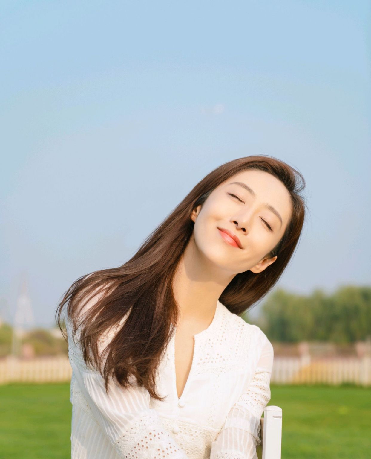 明星写真美图|刘思彤