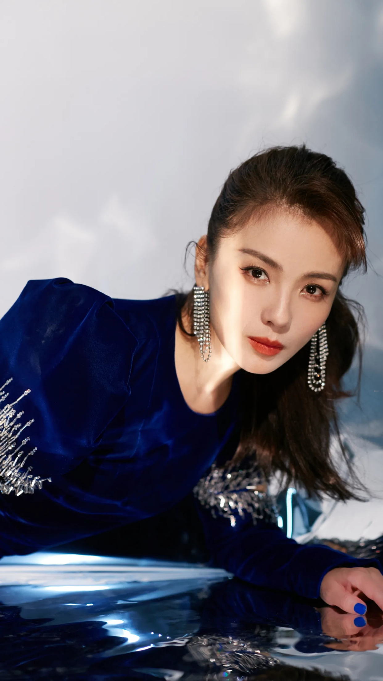 刘涛性感高清写真气场全开,气质优雅,女人味十足