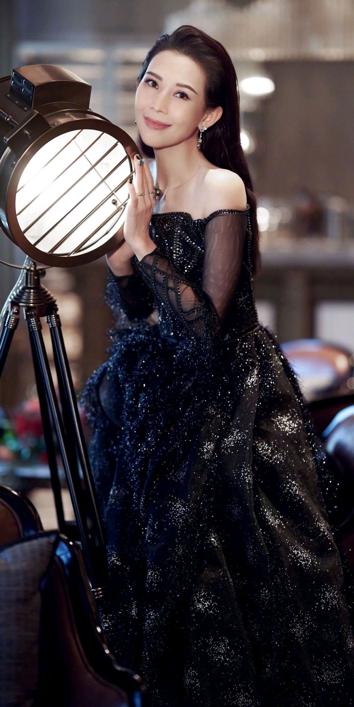 蔡少芬高清写真魅力十足,优雅性感,风姿绰约