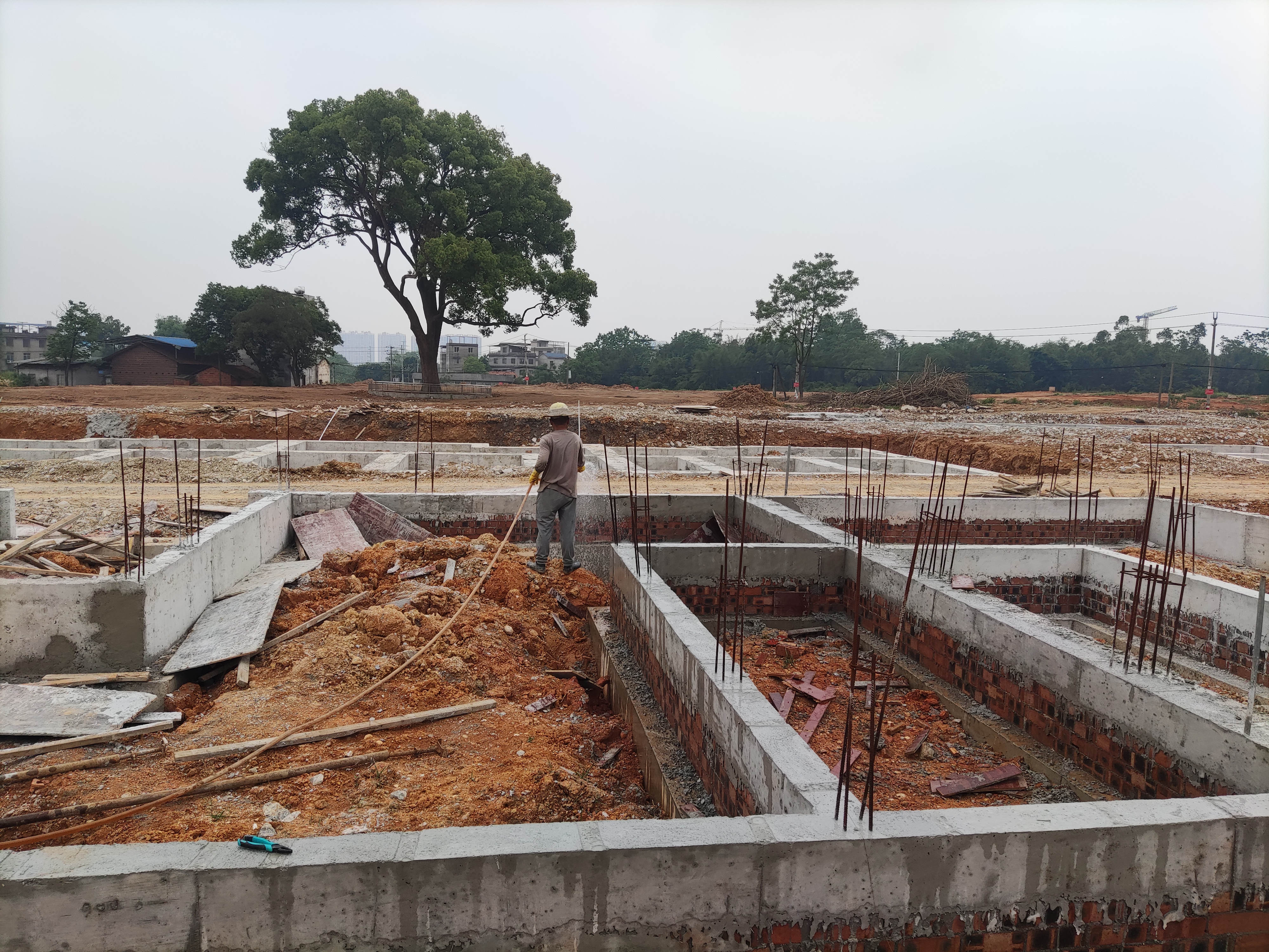 毛石混凝土条基施工全过程图文讲解