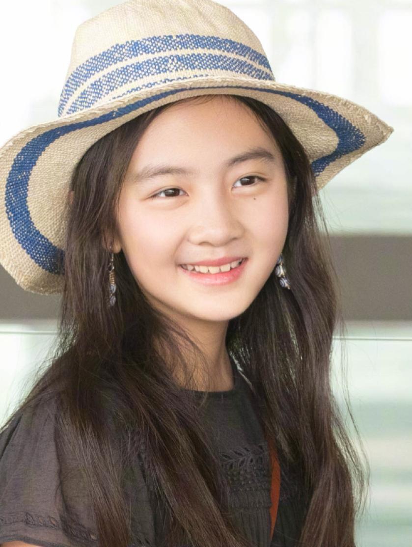 这位17岁少女的起点,已是无数演员奋斗终身难以企及的高度