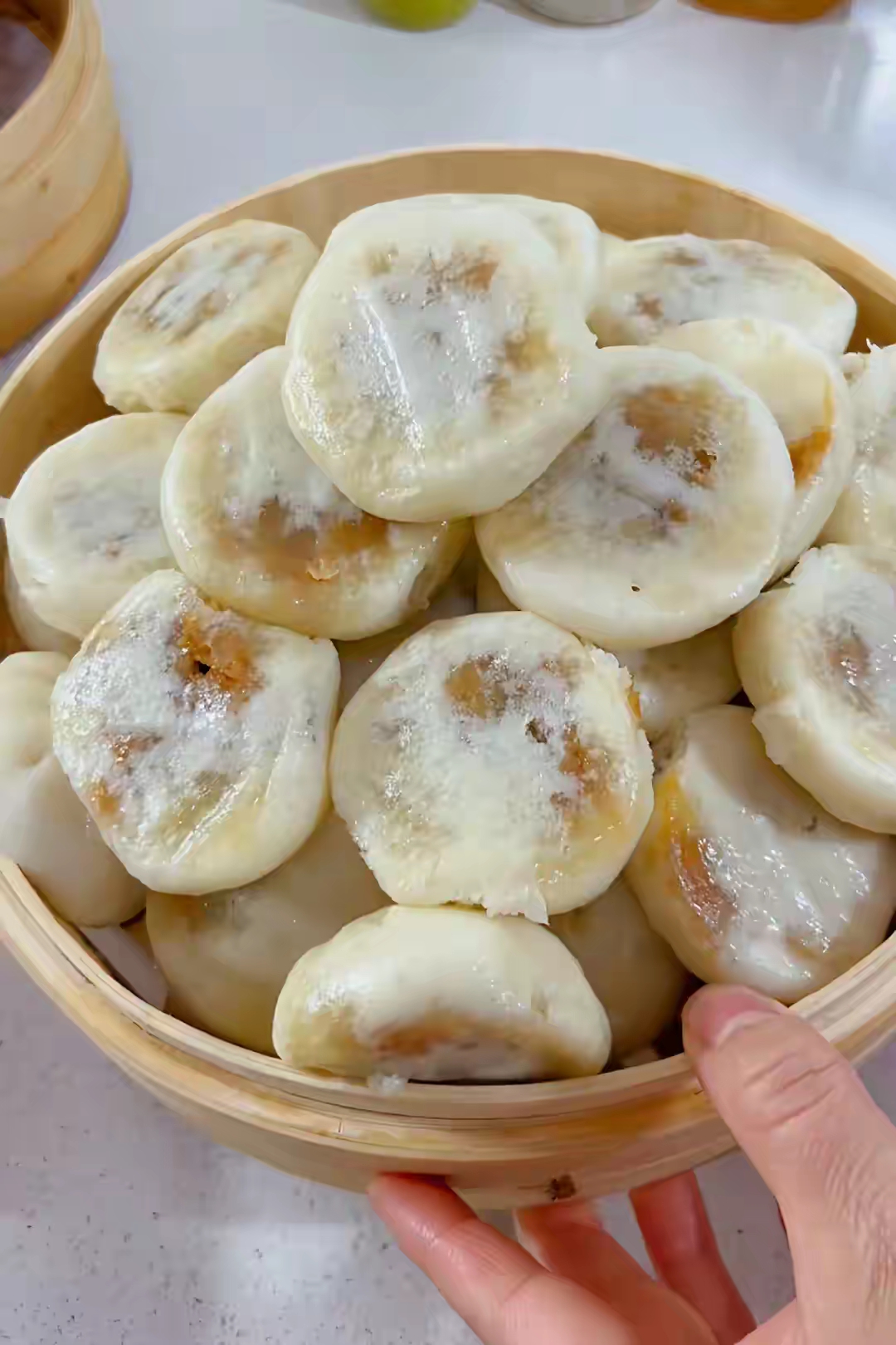 今天给你们分享的是酱肉小笼包的做法