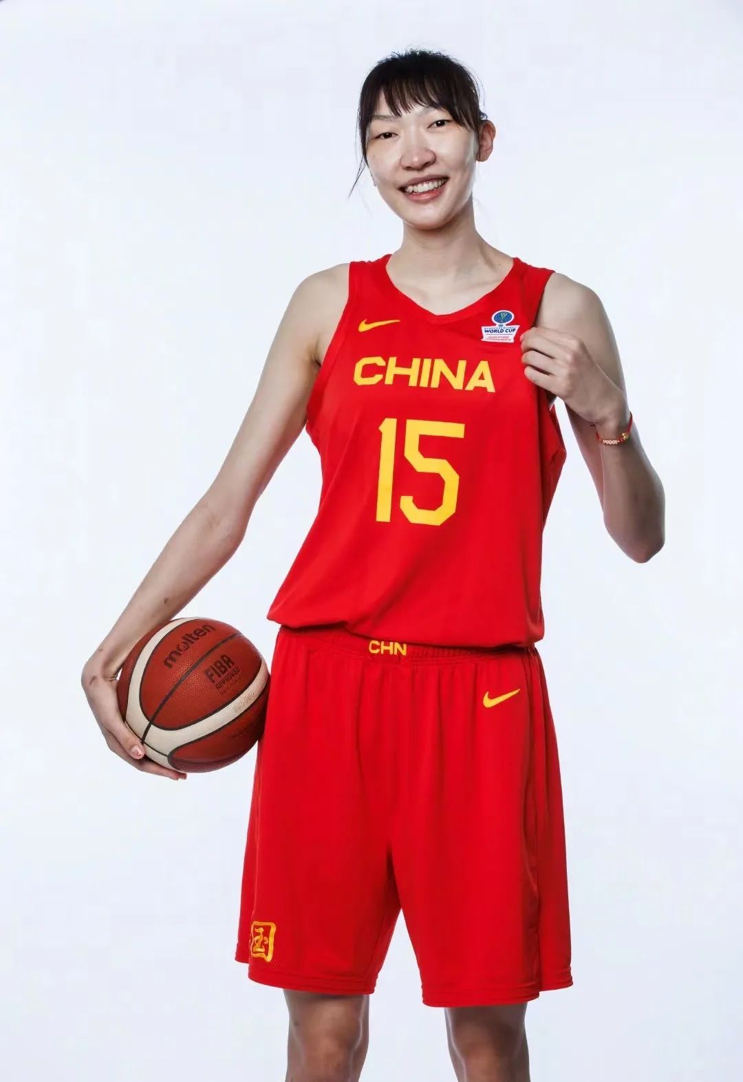 杨舒予19分4助攻张子宇17分9篮板韩旭18分7篮板7助攻