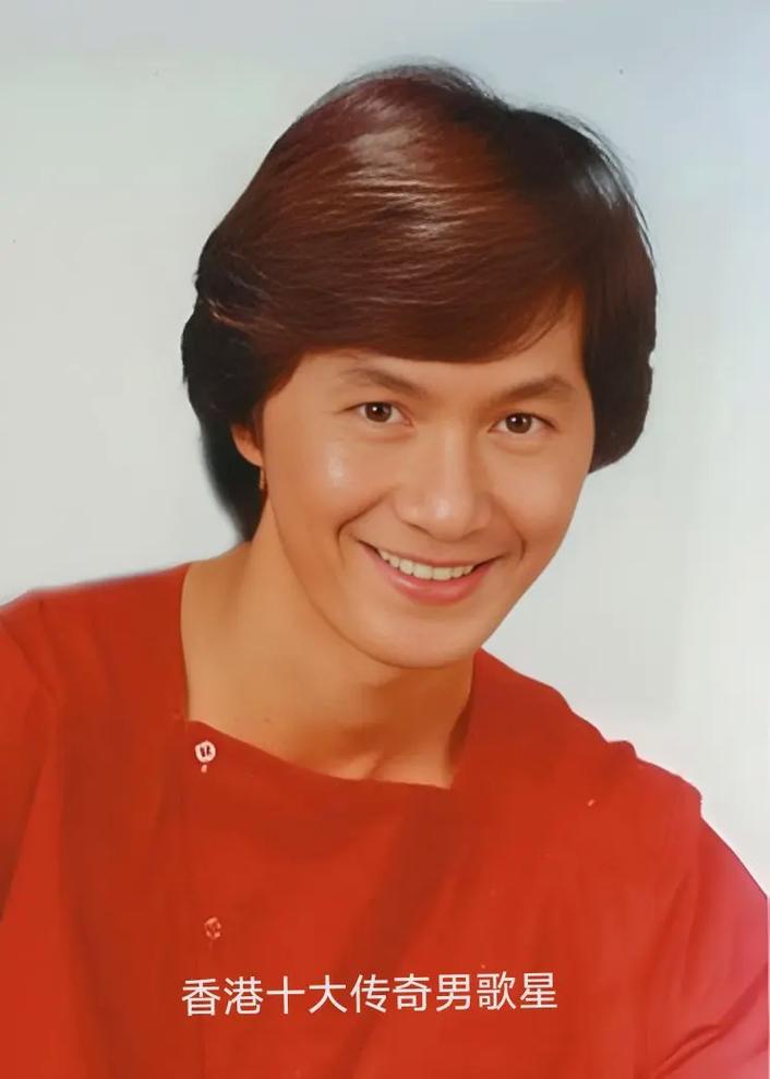 受到很多人追棒的,现在不年轻了,也是老鲜肉,他就是许冠杰,著名港星