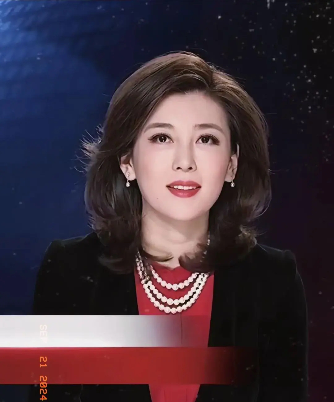 《海峡两岸》首期主持人居然是现北京台徐春妮!