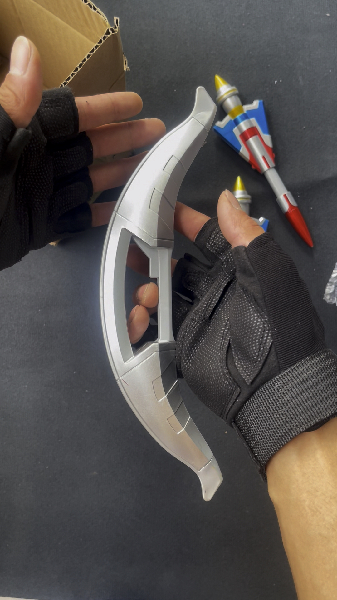 拆个赛罗头镖和赛罗长矛