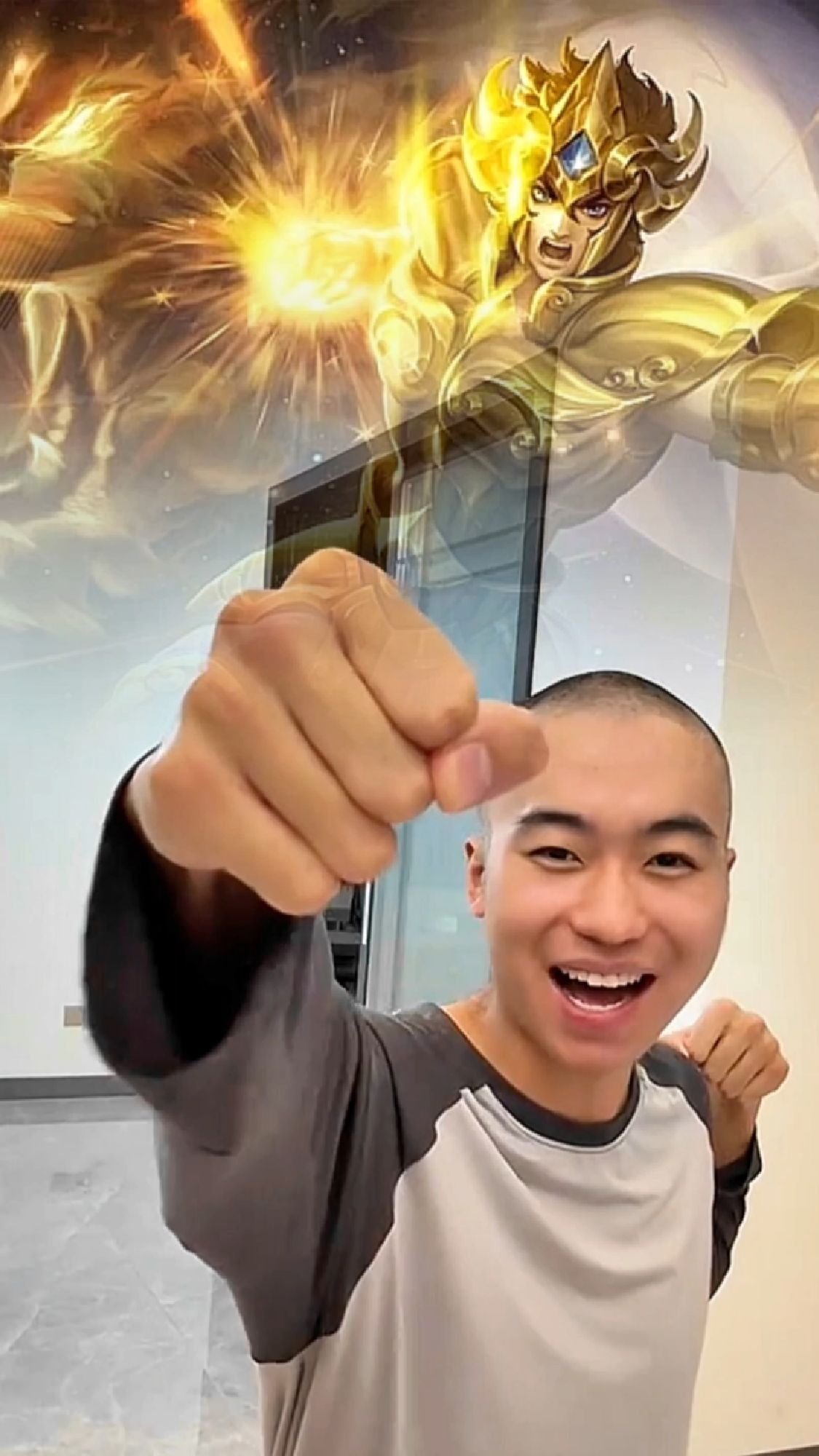 王小贱"cos"达摩黄金狮子座?