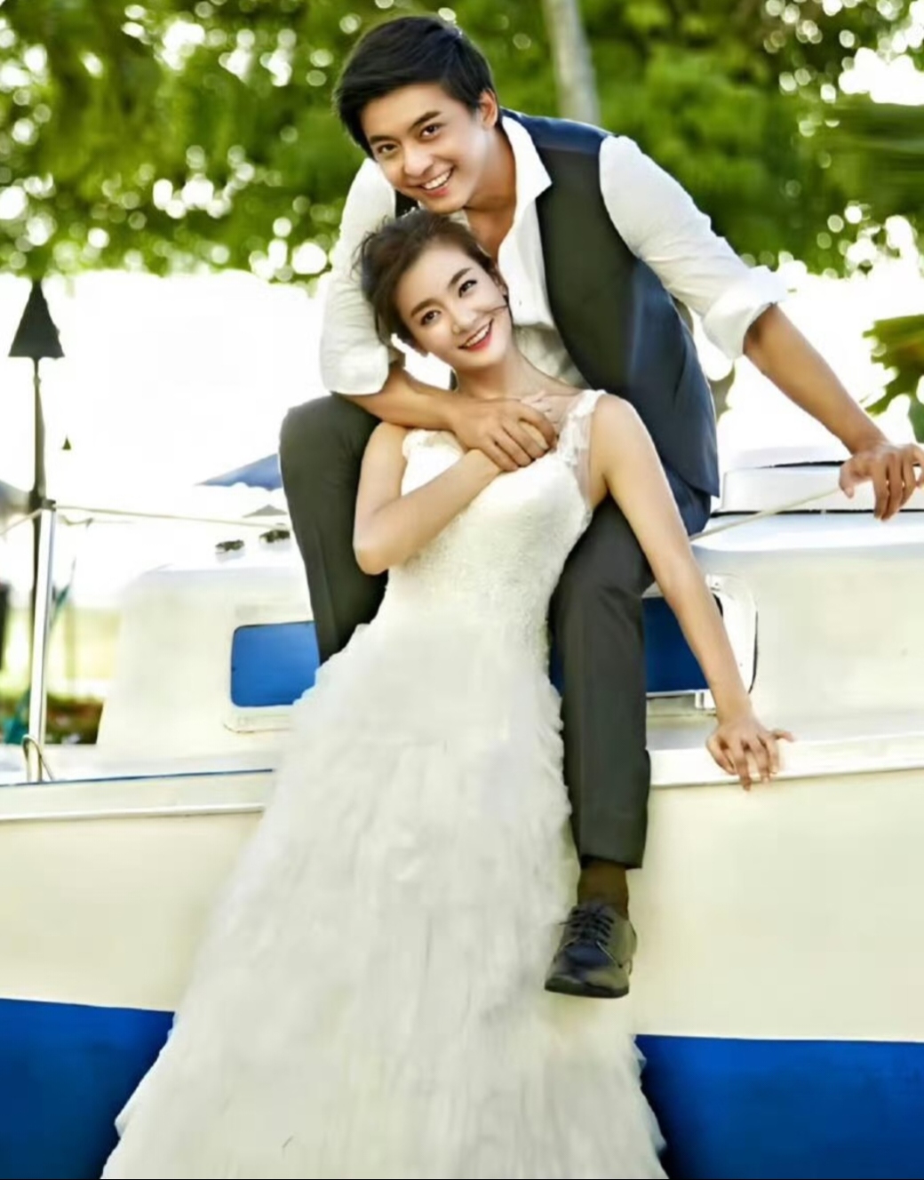 尽管张睿的外形条件更好,俩人在一个剧组,按理说李晟应该先看上张睿