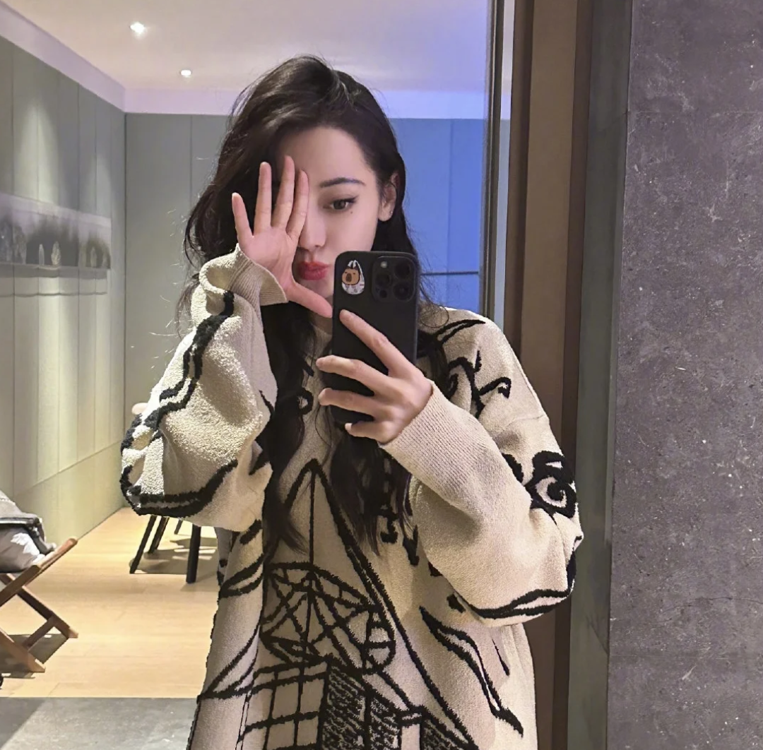 热巴发的好适合拿来当头像