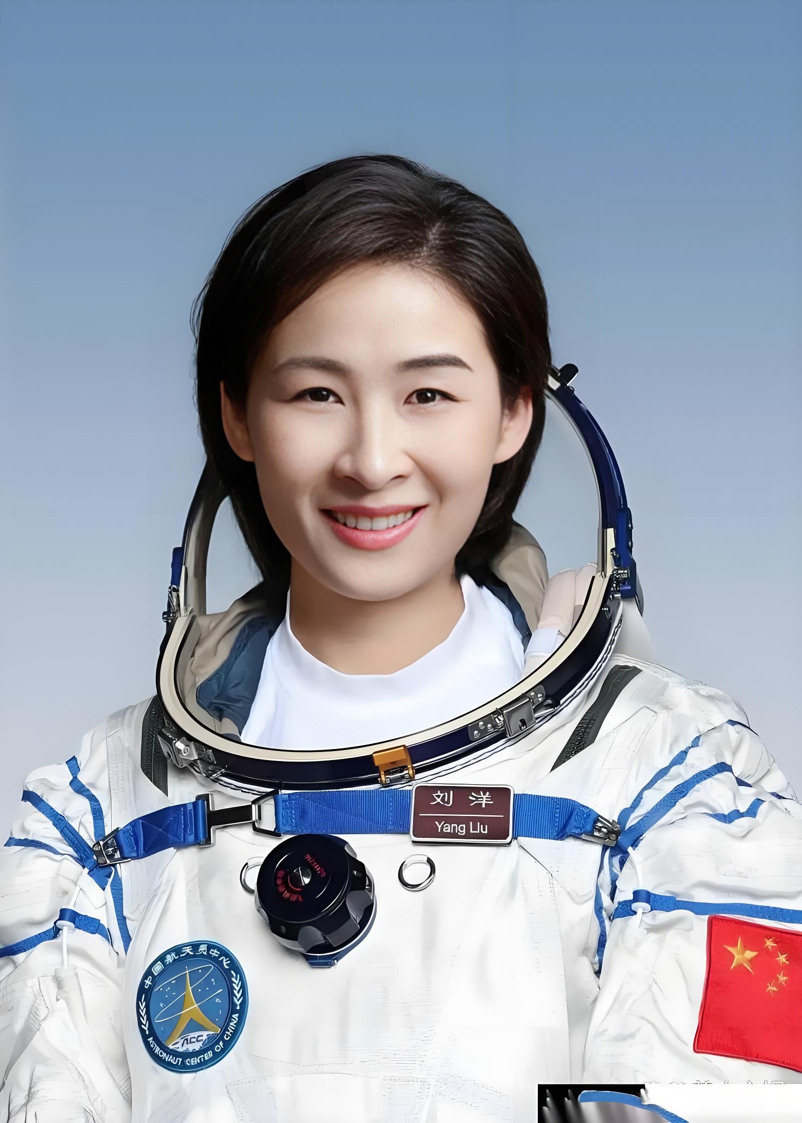 航天员刘洋再添一星,如今身为大校,有望晋升为下一位女将军