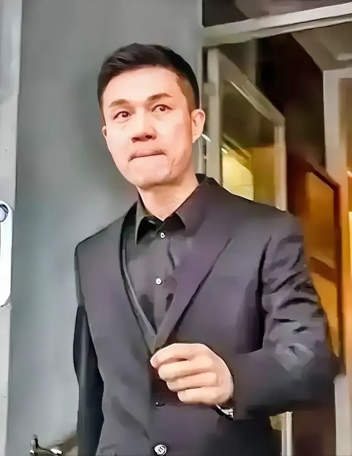 小s这辈子算是被他拿捏了