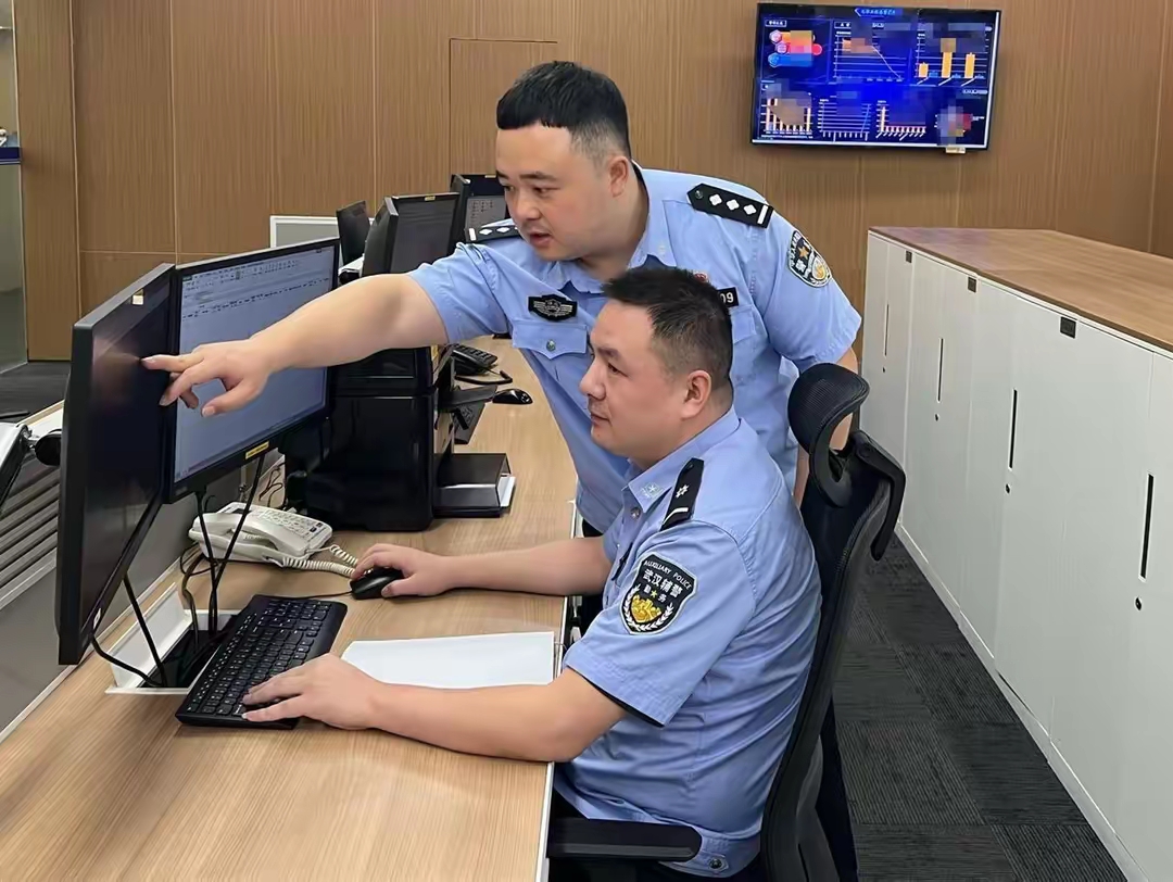 所长苏上拨照片武汉市公安局审计处水果湖的警察局武清区杨村办案中心