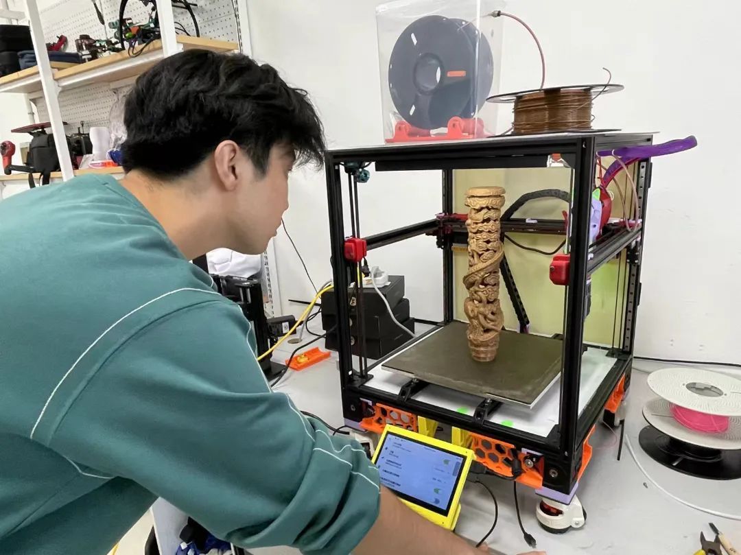 农村孩子别再进厂打工了,来学这几门技术吧,返乡创业超吃香!