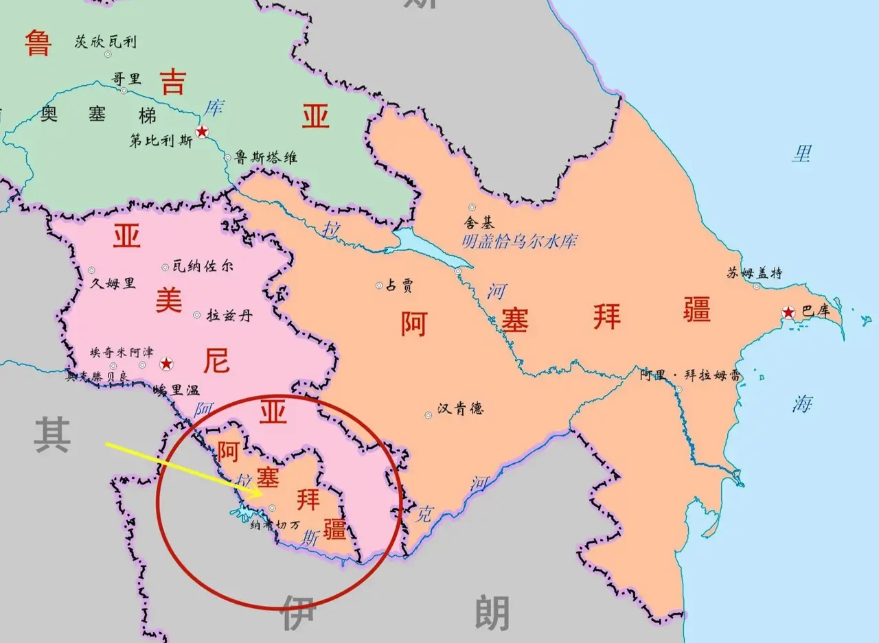 这个地方叫"纳希切万自治共和国",属于阿塞拜疆,人口46万,99