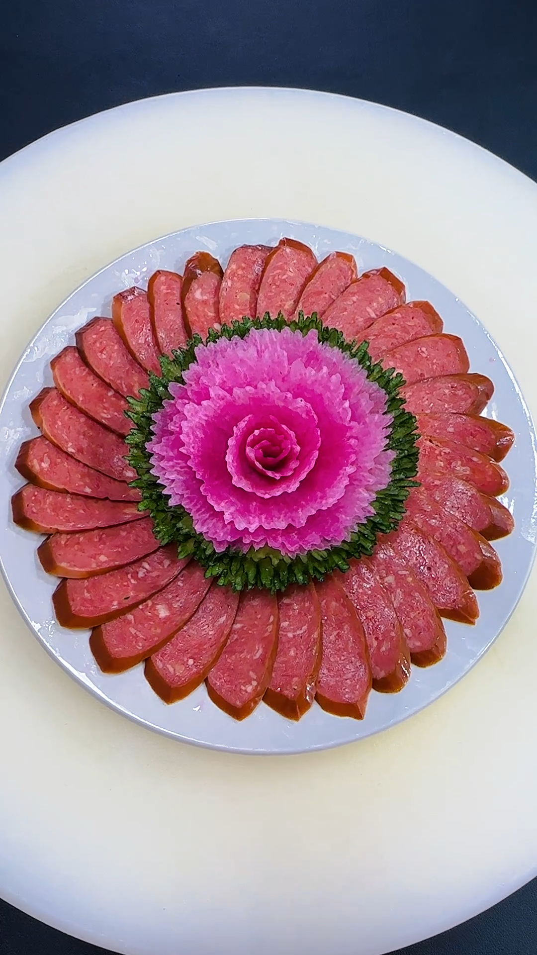 红肠简单创意摆盘