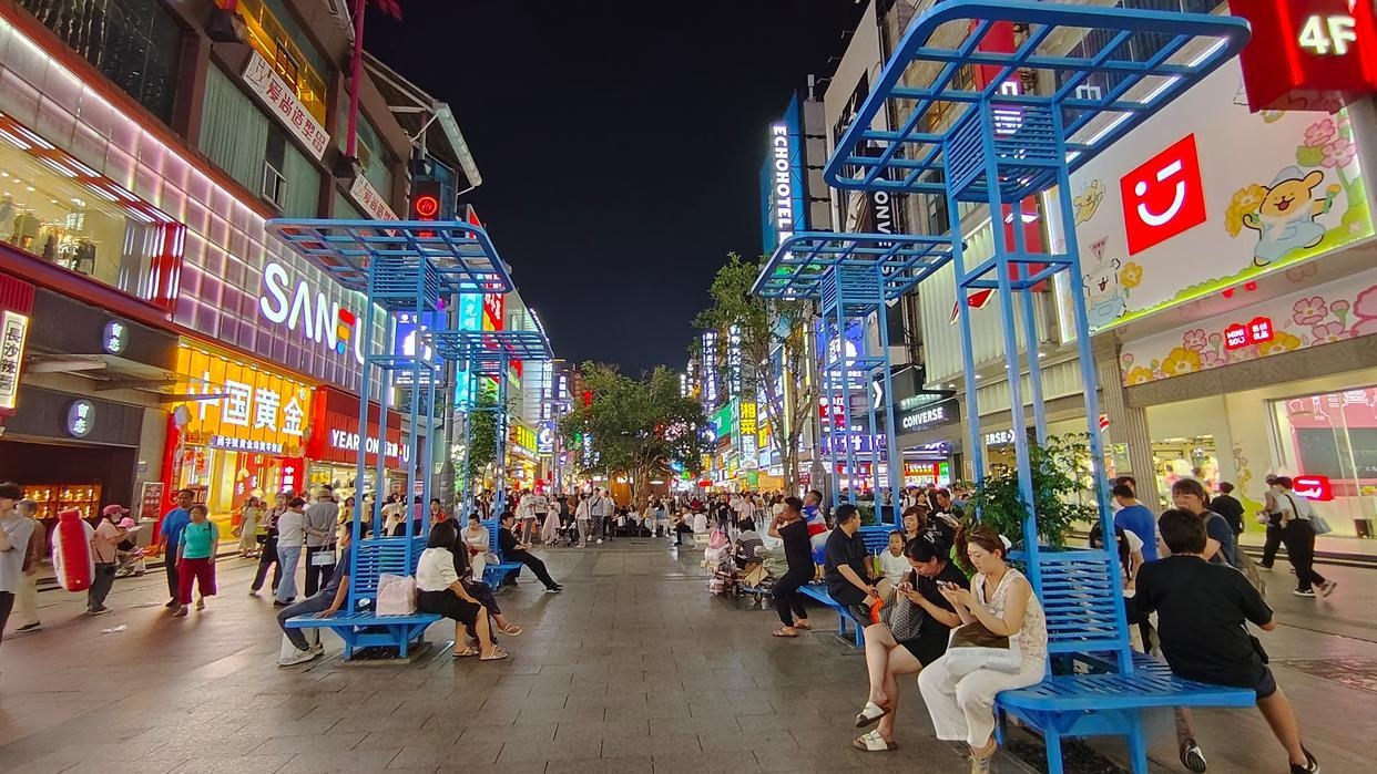 讲一件可能不少人不太愿意接受的事,在当下这个时代