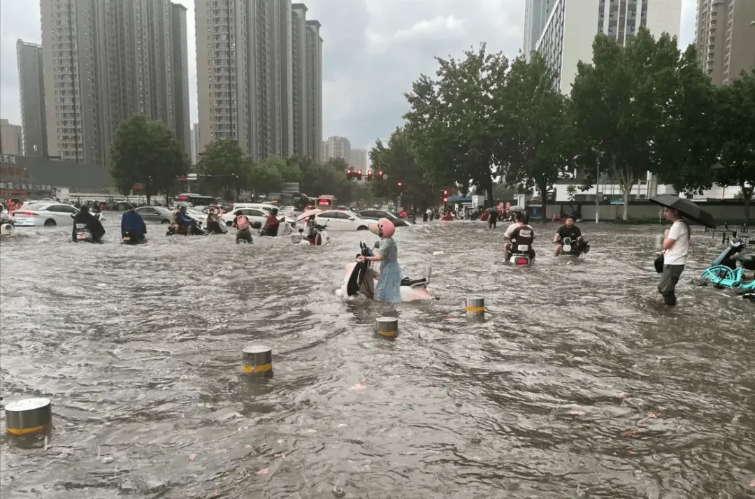 不知道能不能把落在郑州的暴雨存储起来,再过滤检测