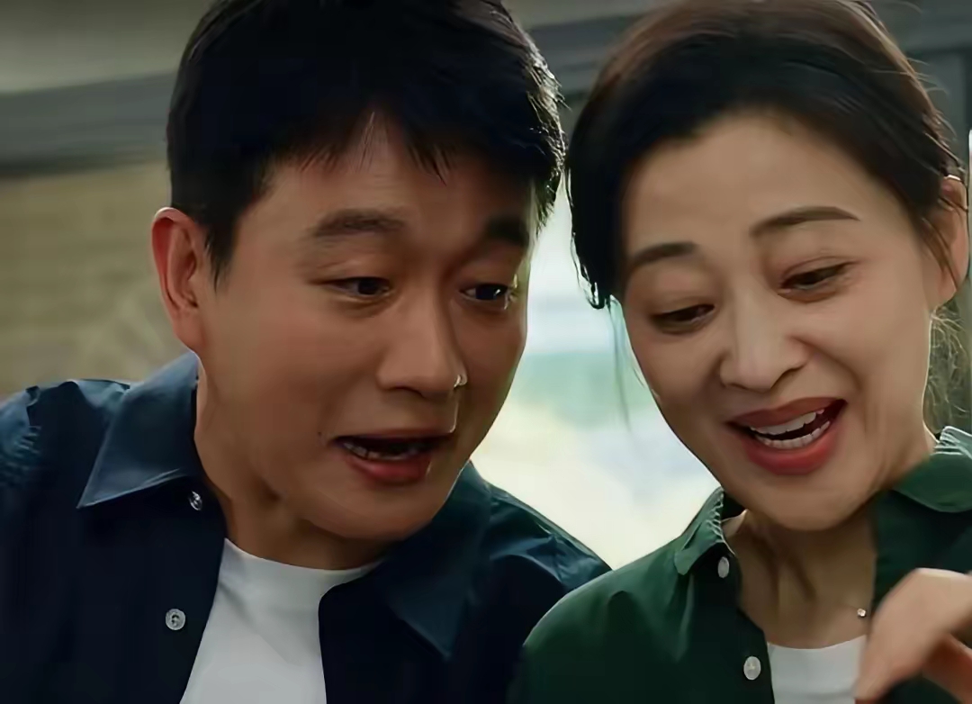 佟大为最近活的一塌糊涂,一部戏接着一部戏的演