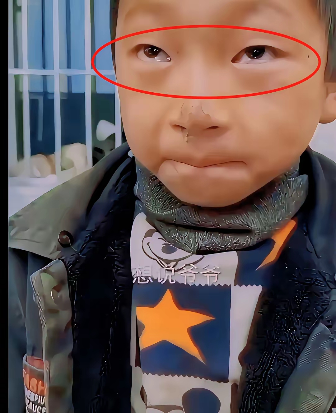 小朋友说我来办孤儿证让人心瞬间揪起