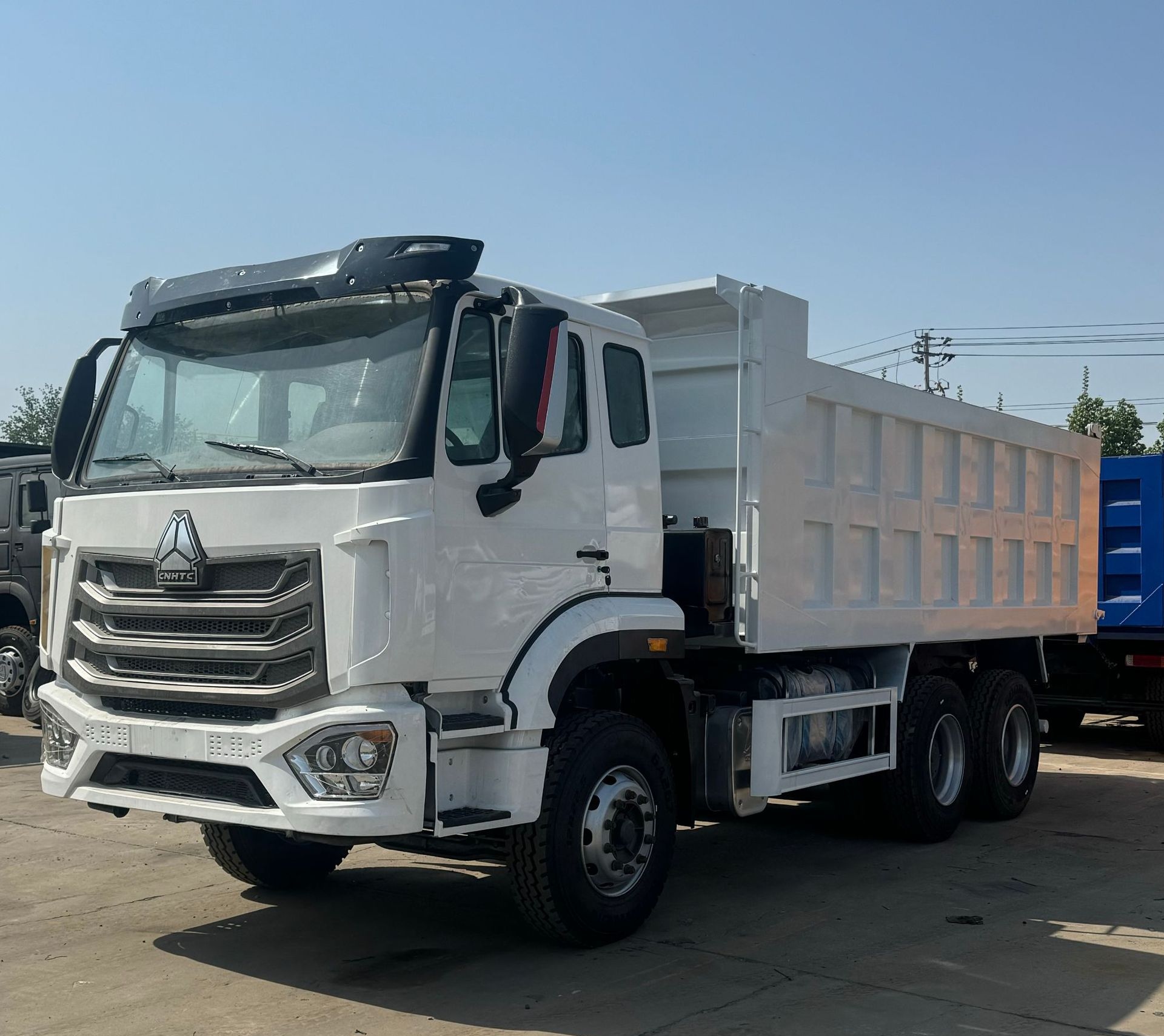 重汽豪瀚nx自卸车