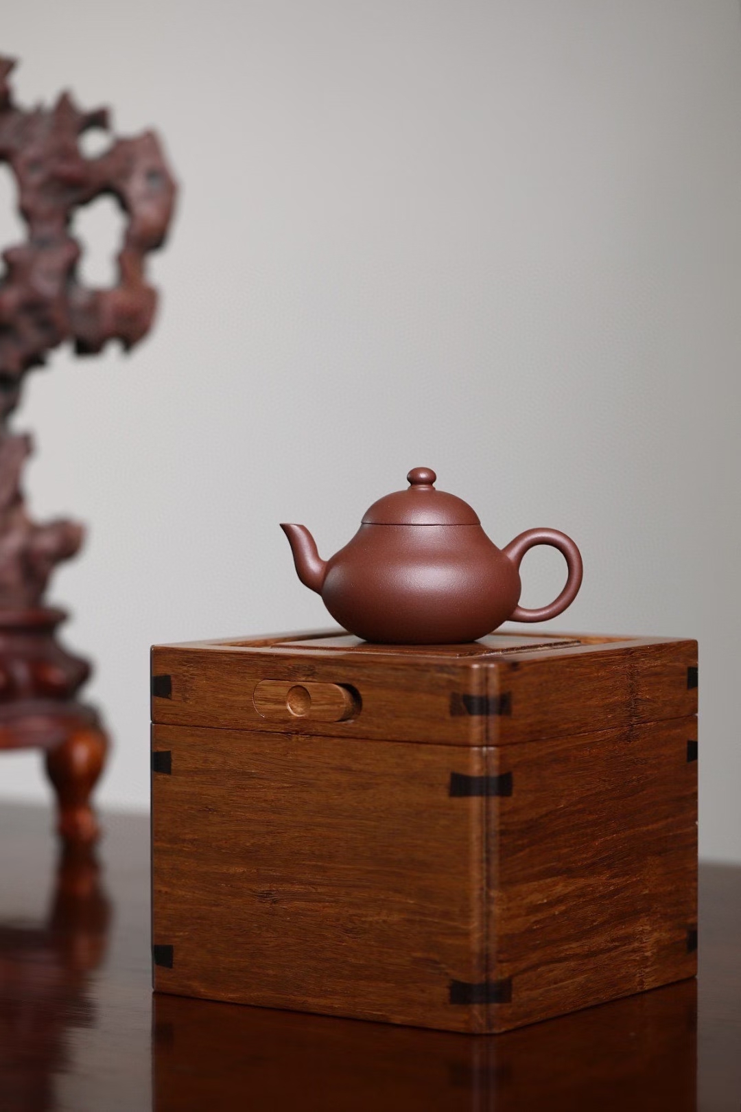 一般人认为好壶贵,是因为壶型漂亮,其实他们哪里知道模具壶的壶型是最