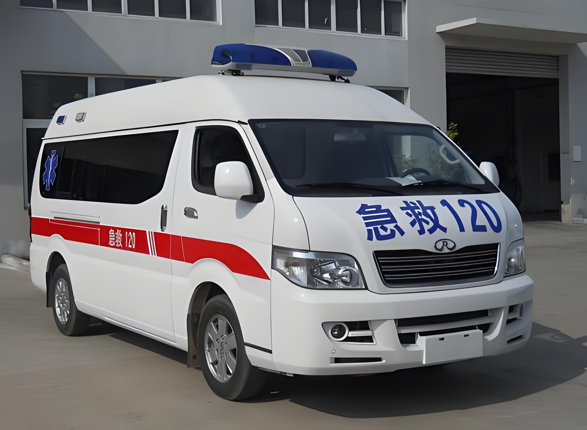 救护车送病人回家