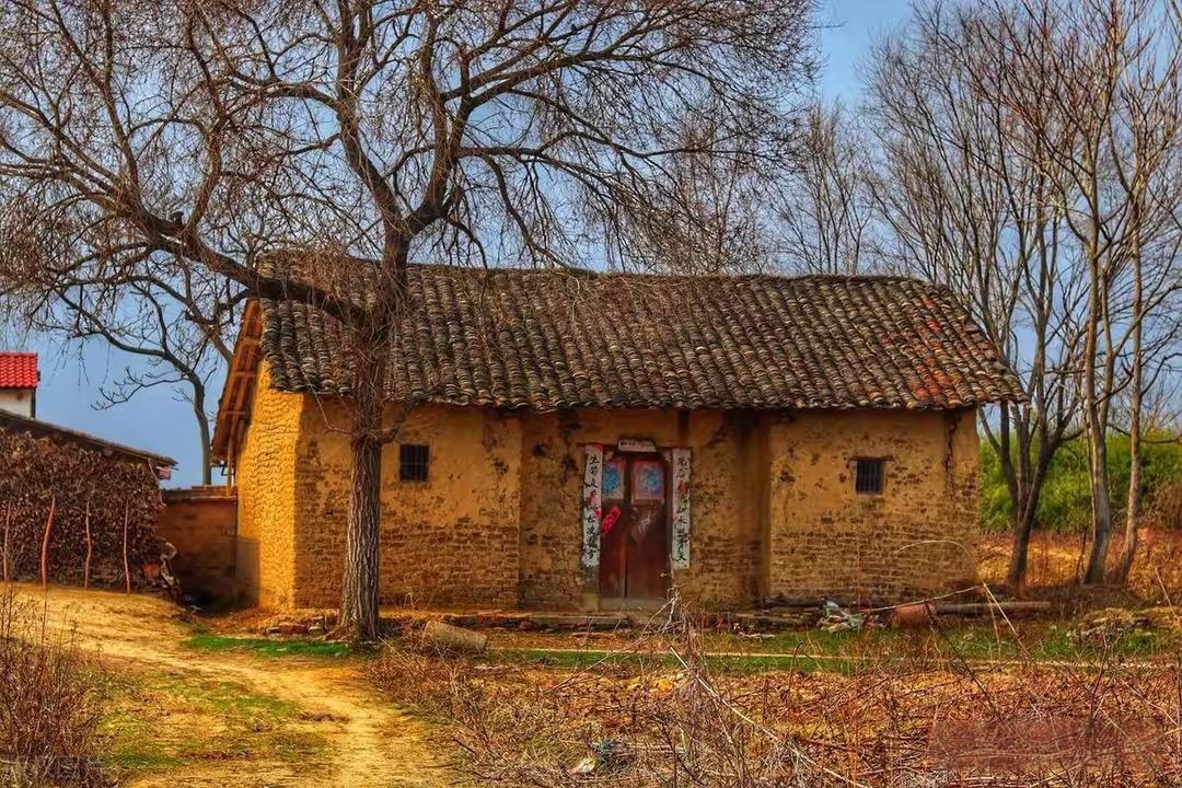 这不禁让人深思,他们的房屋权益究竟80后农村老房子图片老房子80年代