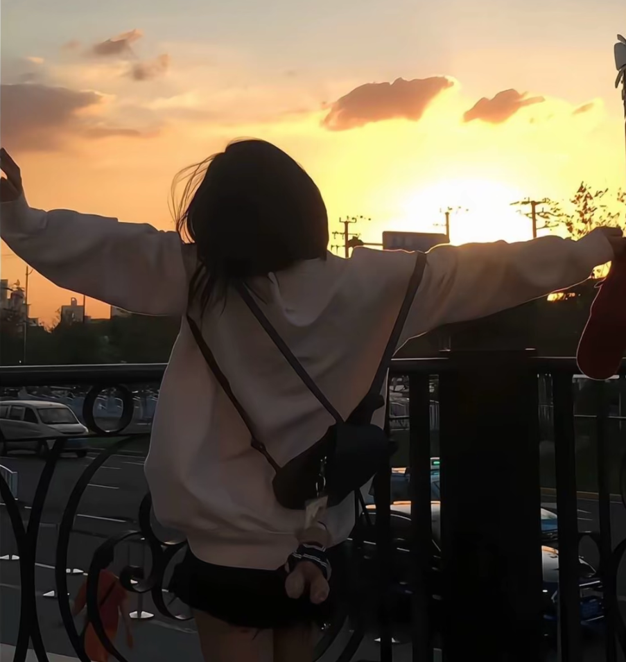 背影女生头像精选绝美女生头像